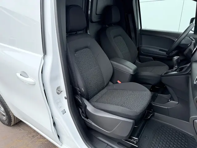 Mercedes-Benz eCitan 112 Pro 2023 Elektrisch 8