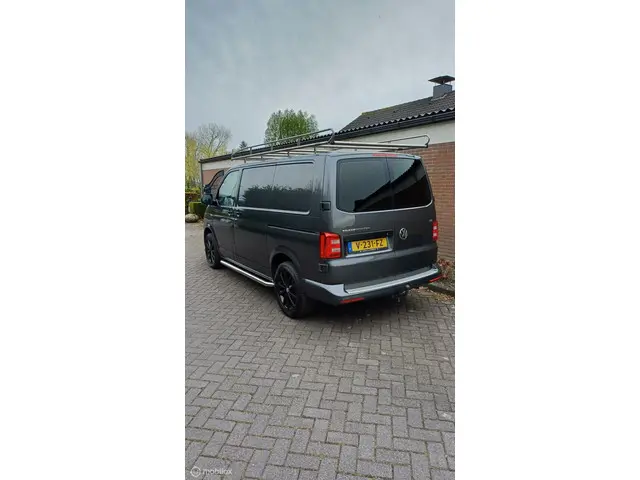 Volkswagen Transporter 2.0 TDI L1H1 2017 Diesel 15