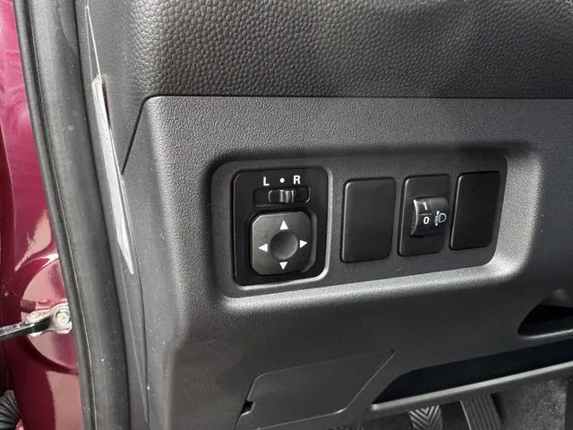 Mitsubishi Space Star 1.2 Connect+ 2024 Benzine 22