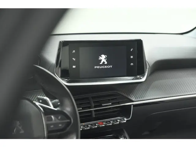 Peugeot 208 PureTech 100 EAT8 Active 2020 Benzine 45