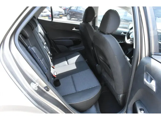 Kia Picanto 1.0 CVVT First Edition 2017 Benzine 12