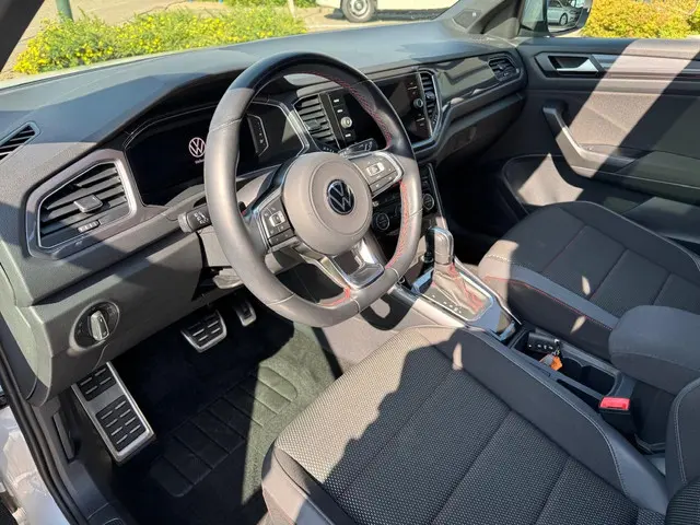 Volkswagen T-Roc 1.5 TSI Sport 2021 Benzine 20