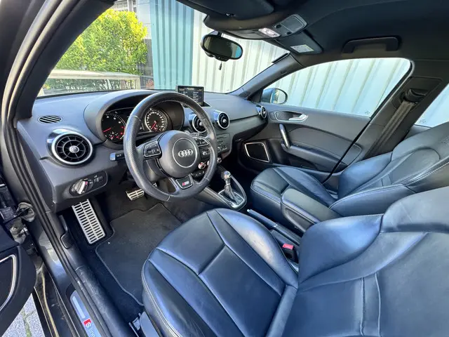 Audi A1 Sportback 1.4 TFSI S-Line 185PK / 2014 Benzine 17