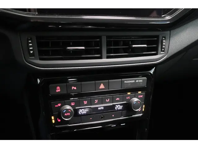 Volkswagen T-Cross 1.0 TSI Life Business 2021 Benzine 21