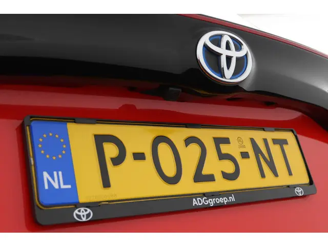 Toyota Yaris 1.5 Hybrid Executive 2022 Hybride Benzine 37