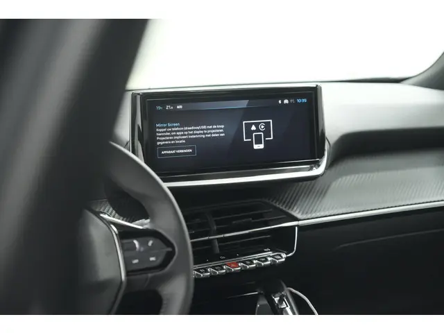 Peugeot 2008 PureTech 130 EAT8 Allure 2024 Benzine 53