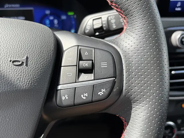Ford Kuga 2.5 PHEV ST-Line X 2020 Hybride Benzine 30