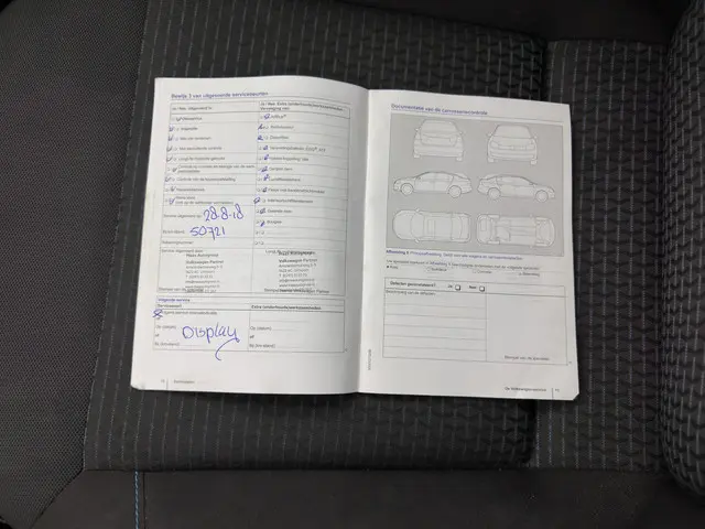 Volkswagen Polo 1.4 TDI Business Edition 2015 Diesel 26