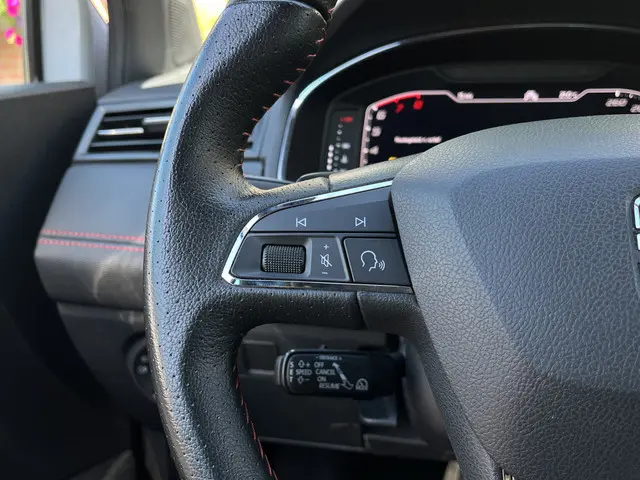 SEAT Arona TSI 115 pk FR Limited Edition 2020 Benzine 12