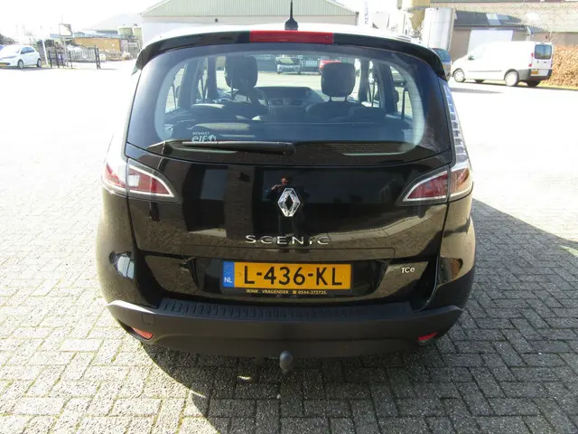 Renault Scénic 1.2 TCe Bose 2014 Benzine 4