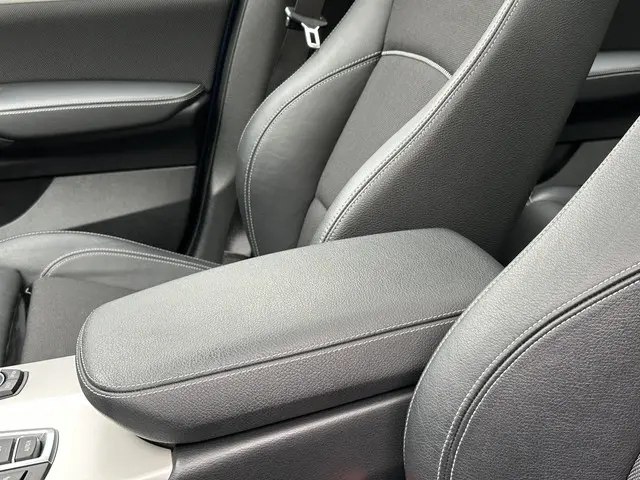 BMW X3 xDrive20i High Executive 2014 Benzine