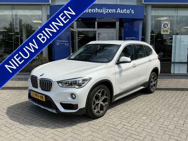 BMW X1 xDrive20i Executive X Line 2018 Benzine