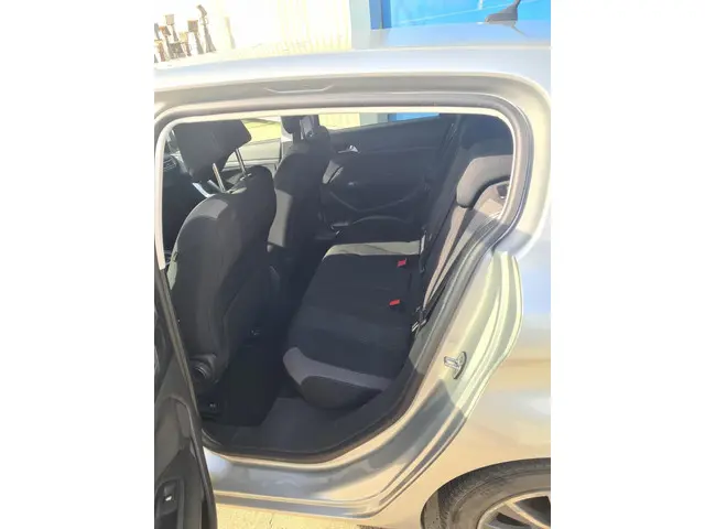 Peugeot 308 1.2 PureTech Style 2016 Benzine 6