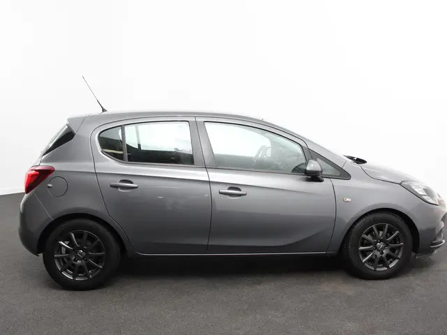 Opel Corsa 1.4 Business+ 2015 Benzine 7