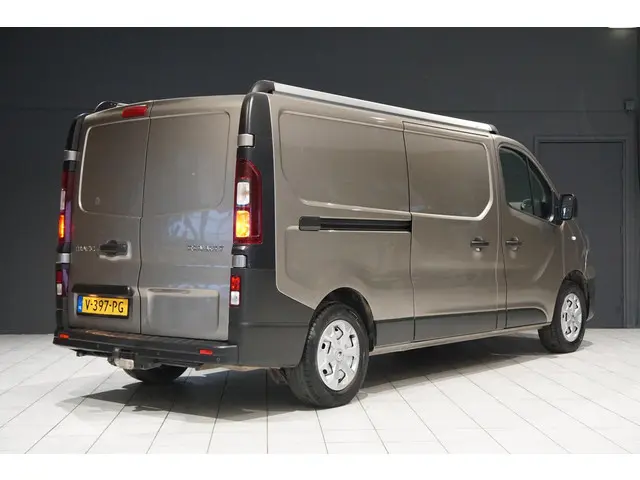 Renault Trafic 2