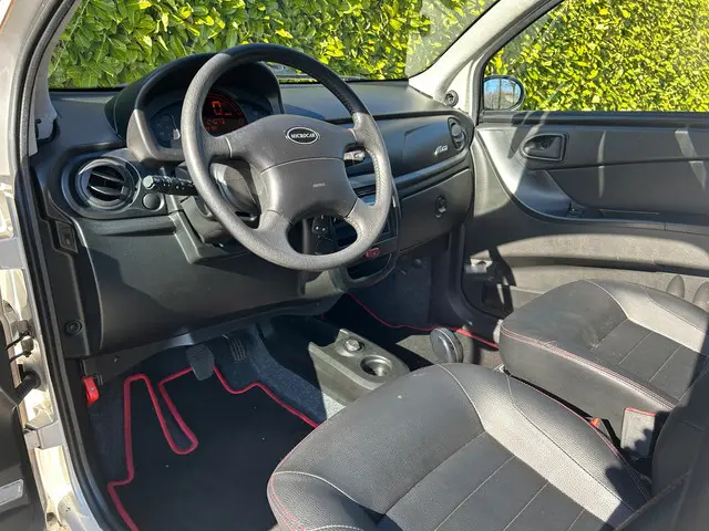Microcar M.go Brommobiel S Automaat | Leder | 2013 Diesel 4