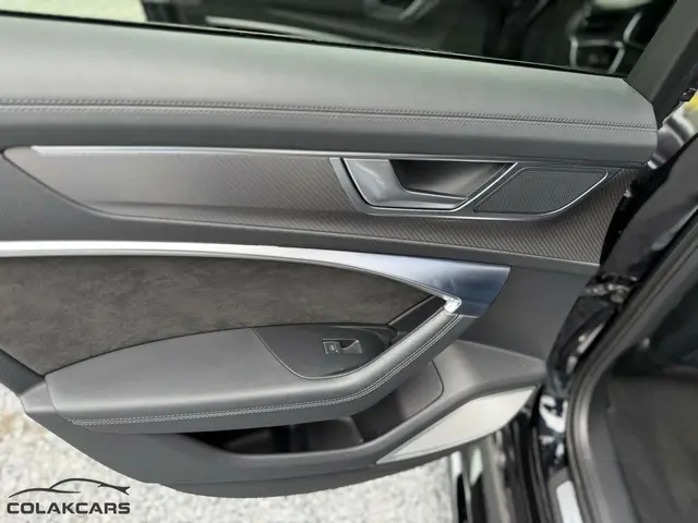 Audi RS6 A6 Avant TFSI quattro 2020 Benzine 50