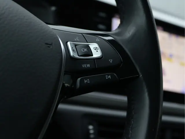 Volkswagen Polo 1.0 TSI Comfortline 2019 Benzine 32