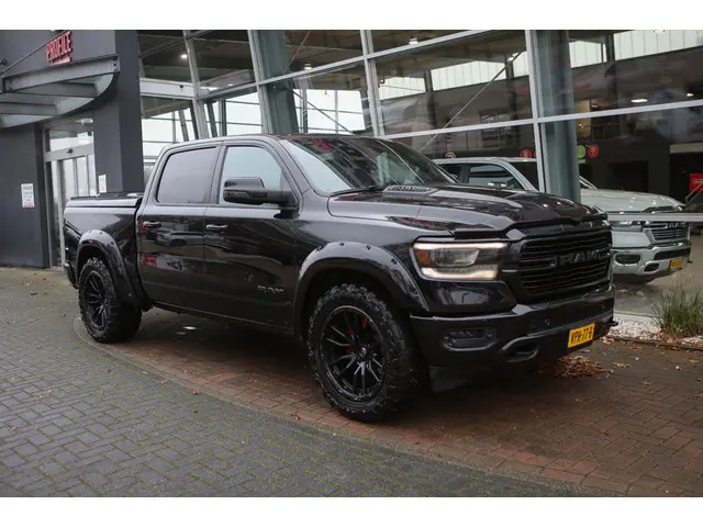 Dodge Ram 1500 5.7 V8 4x4 CC Laramie | 2022 LPG/Gas 23
