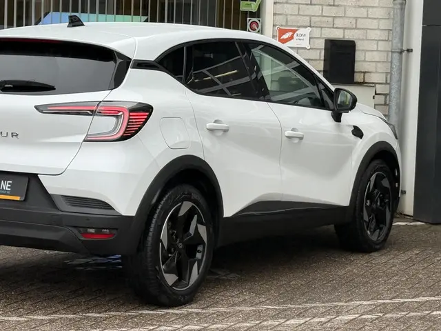 Renault Captur 1.3 mild hybrid 160 techno 2025 Benzine 13