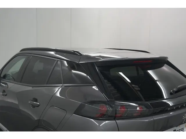 Peugeot 2008 PureTech 130 EAT8 Allure Pack 2021 Benzine 21