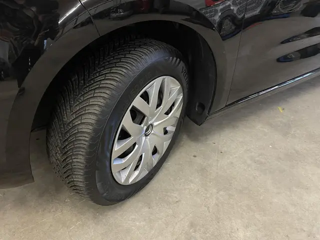Citroën C4 Picasso 1.2 PureTech Selection 2017 Benzine 30