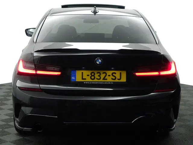 BMW 3 Serie 320e M Performance Aut- 2021 Hybride Benzine 36