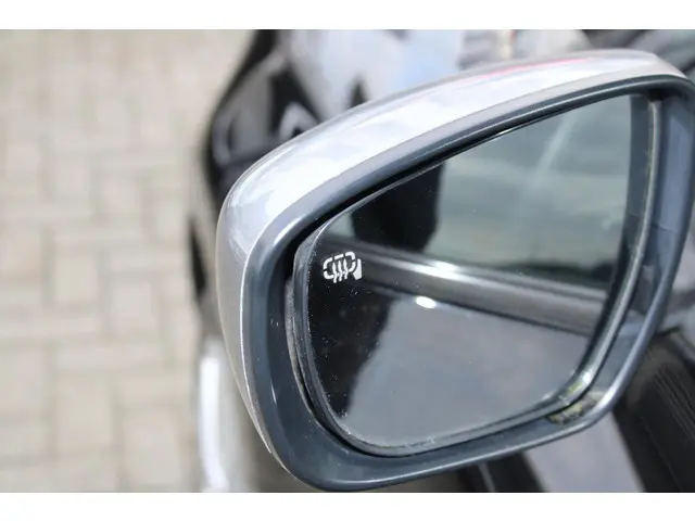 Suzuki Swift 1.0 Select 2018 Benzine 23