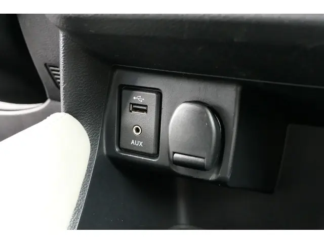 Nissan Micra 0.9 IG-T Business Edition 2018 Benzine 39