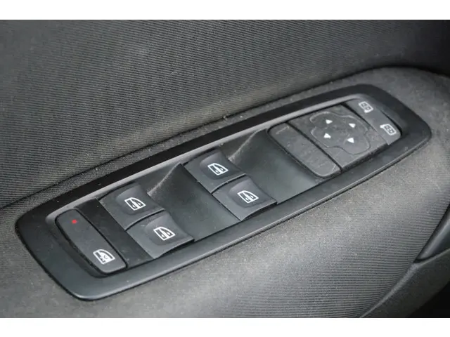 Renault Mégane Estate 1.3 TCe Limited 2018 Benzine 23