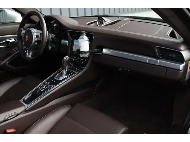 Porsche 911 3.8 Turbo 2013 Benzine 39