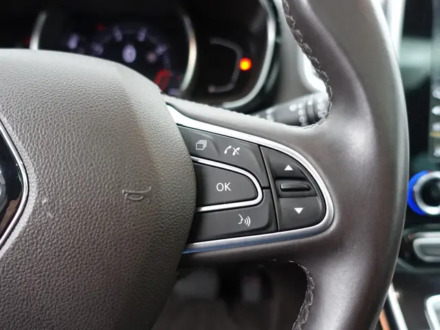 Renault Espace 1.8 TCe Intens Panoramic Aut- 2019 Benzine 16