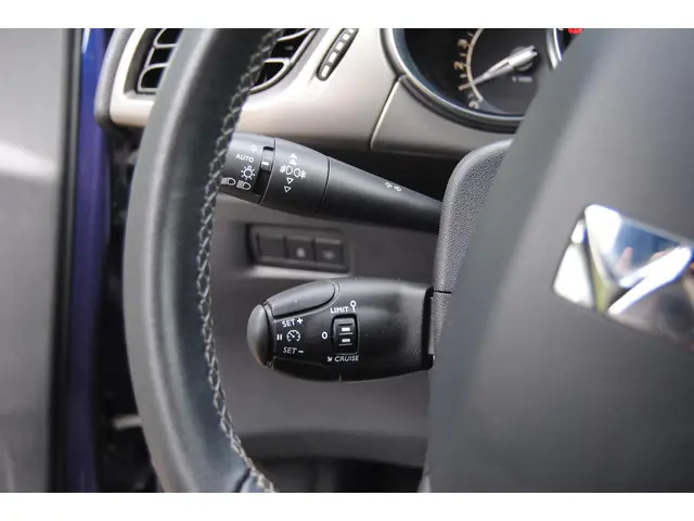 DS DS 3 1.2 PureTech So Chic 2017 Benzine 17
