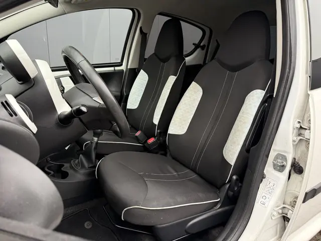 Citroën C1 1.0 Collection 2013 Benzine 4