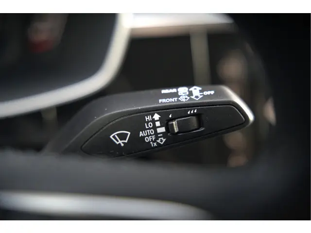 Audi Q3 45 TFSI e Advanced edition 2021 Hybride Benzine 36