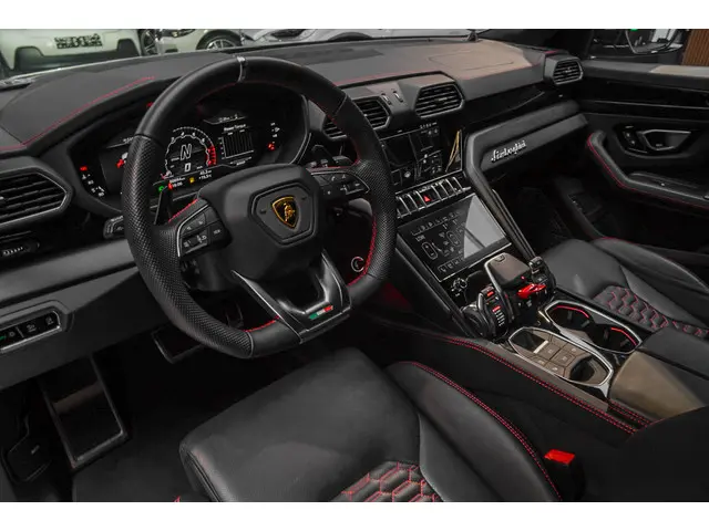 Lamborghini Urus 4.0 V8 2022 Benzine 14