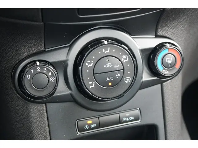 Ford Fiesta 1.0 Style Ultimate 2016 Benzine 30