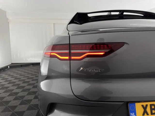 Jaguar I-PACE EV400 HSE 90 kWh AWD 2018 Elektrisch 30