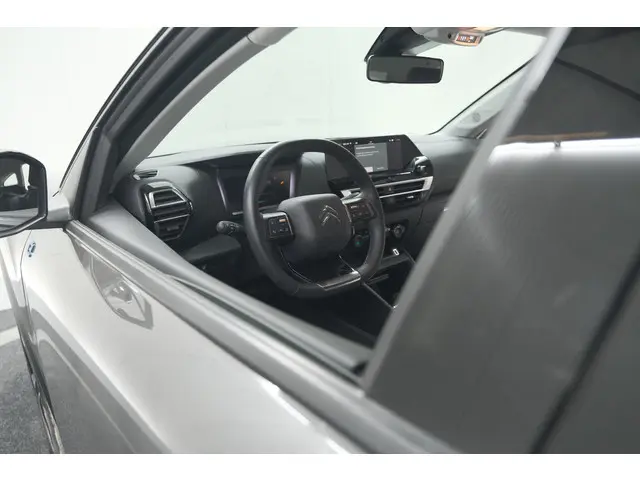Citroën ë-C4 2