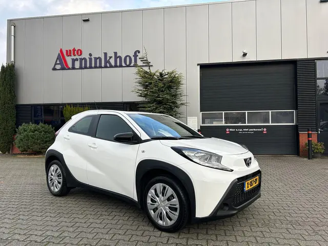 Toyota Aygo X 1.0 VVT-i MT Play BTW / NL Auto 2024 Benzine 5