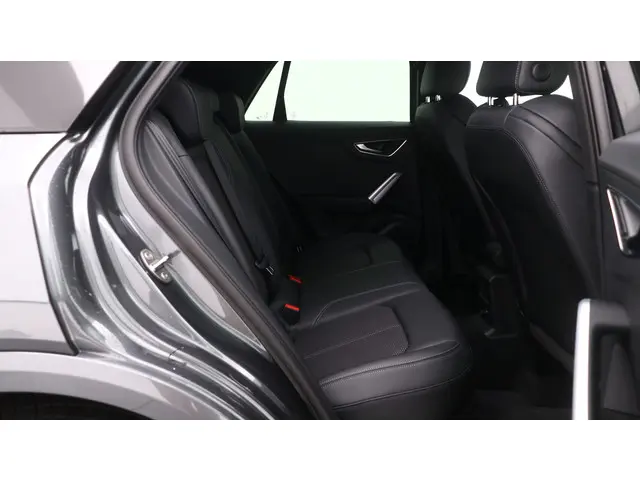 Audi Q2 35 TFSI 150PK S Edition 2025 Benzine 21