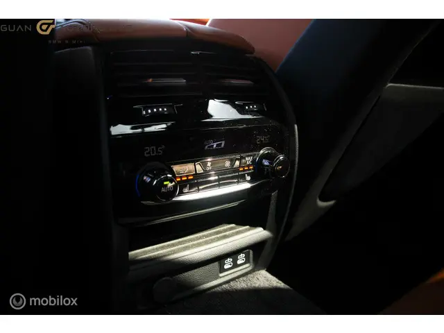 BMW M5 5-serie Competition 2020 Benzine 41