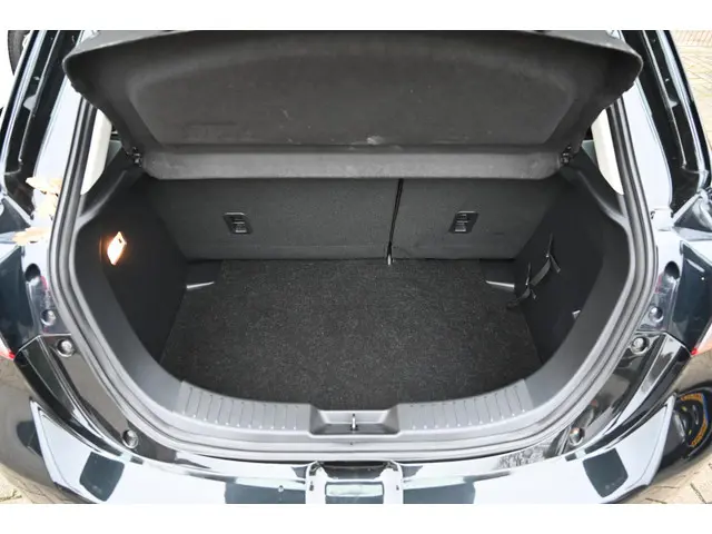 Mazda 2 Skyactiv-G 75 6MT Comfort 2021 Benzine 30