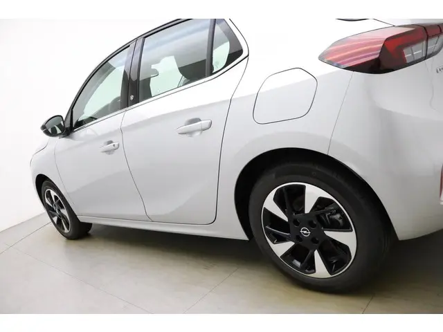Opel Corsa-e Elegance 50 kWh 2023 Elektrisch 15