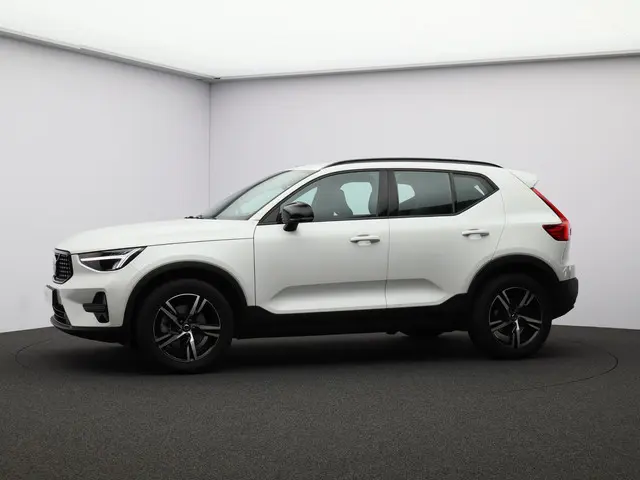 Volvo XC40 2.0 B4 Plus Dark 2024 Benzine 25