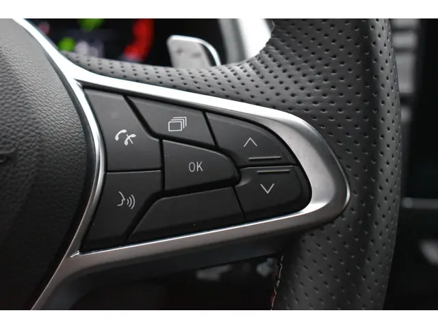 Renault Captur Mild Hybrid 160 PK R.S. Line 2022 Benzine 22