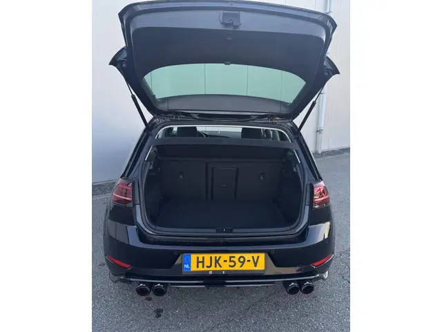 Volkswagen Golf 1.5 TSI Highline 2019 Benzine 19
