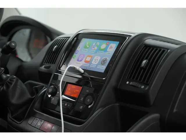 Citroën Jumper 2.2 BlueHDi 120 L2H2 3.0t 2023 Diesel 27