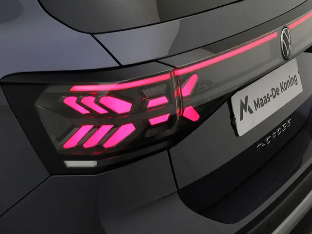 Volkswagen T-Cross 1.0TSI/116PK Style DSG 2025 Benzine 32