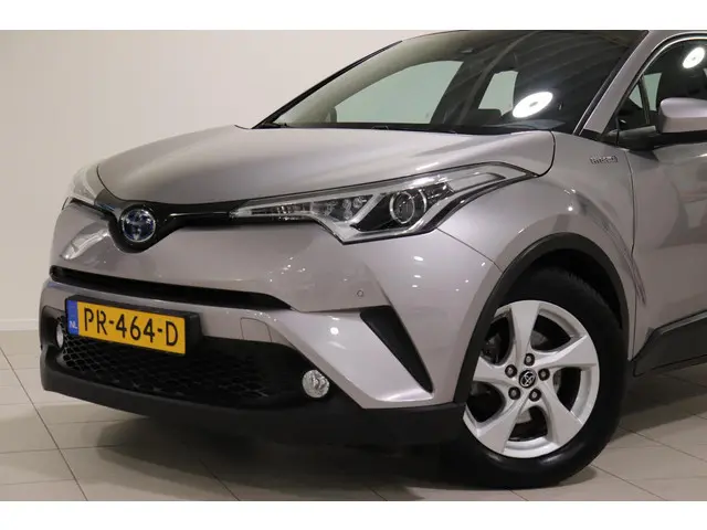 Toyota C-HR 1.8 Hybrid Dynamic, 2017 Hybride Benzine 8